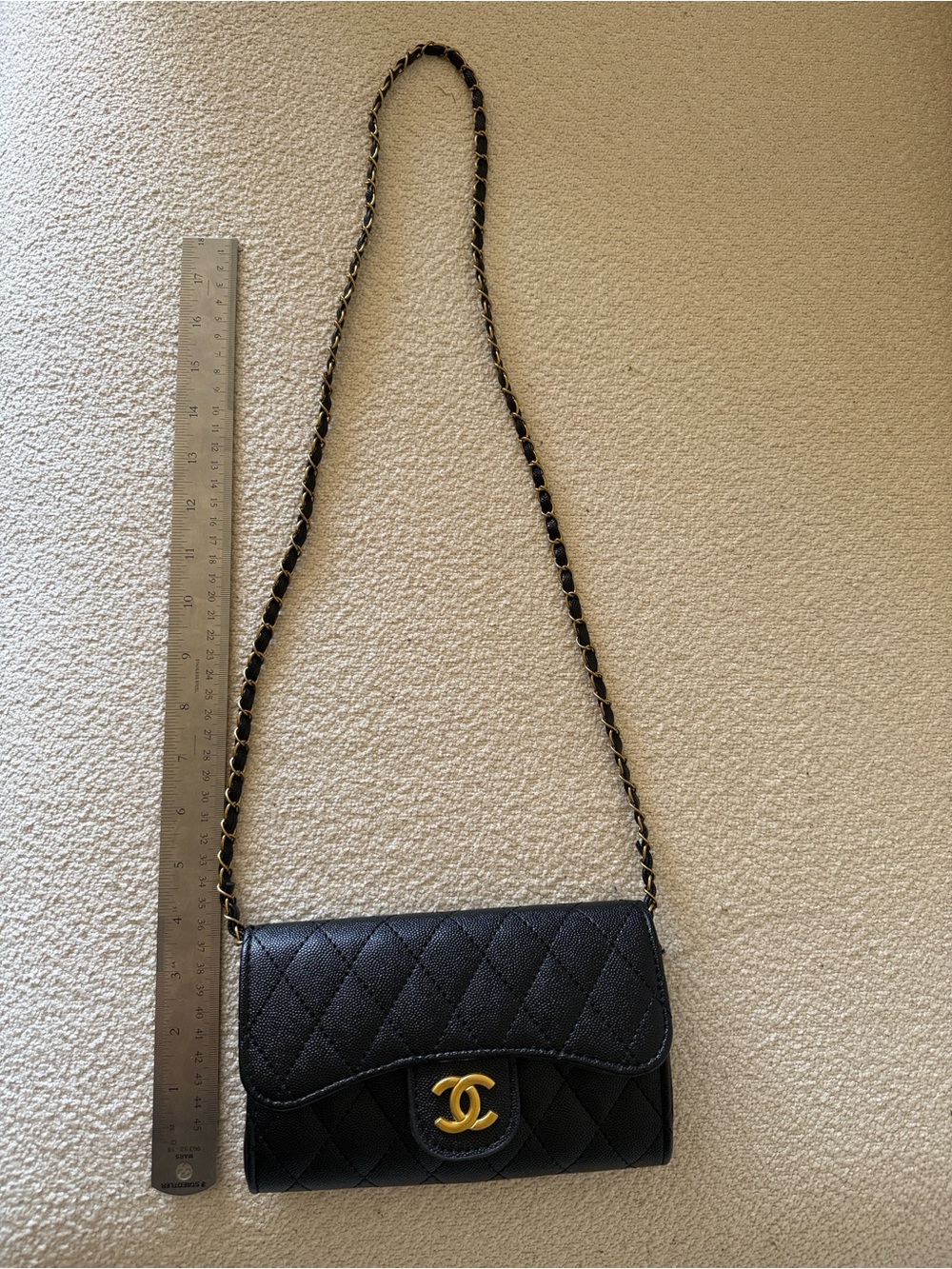Crossbody bag - Picture 4 of 5